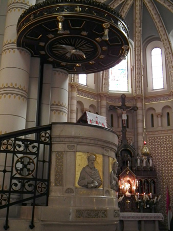 Nyíregyháza: Dom, Kanzel